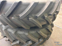 Roues, Pneus, Jantes, Barillets Jumelage Michelin 650/65R42 en 540/65R30 op FENDT velgen