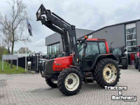 Tracteur Valtra 6650 Hitech voorlader, vloeistokoppeling