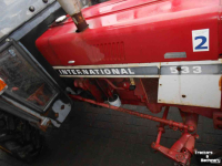 Tracteur International 533
