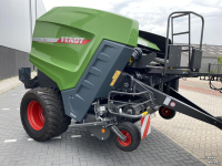 Presses Fendt Rotana 130F xtra, ideaal voor wegbermen