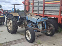 Tracteur Ford Dexta