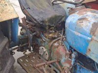 Tracteur Ford Dexta
