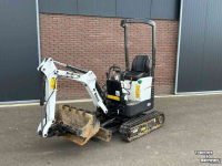 Mini pelleteuse Bobcat E08