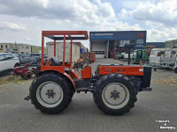 Tracteur pour vignes et vergers Holder A60