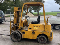 Chariot élévateur Toyota Diesel 2,5 ton