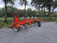 Charrues Kuhn Varimaster 153
