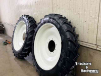 Roues, Pneus, Jantes, Barillets Jumelage BKT 270/95 R54 + 270/95 R38 op velg 1.80m spoor