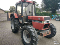 Tracteur Case-IH 844 XL Plus