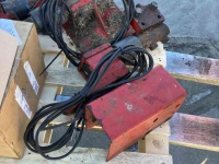 Distributeur de fourrage en bloc  Amigo 30S/40S