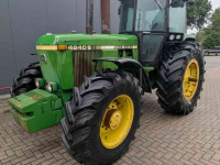 Tracteur John Deere 4240 S