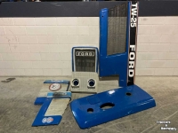 Pièces d‘occasion pour tracteurs Ford Ford plaatwerk