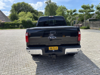 Pick up Ford Lariat, Crew-Cab, Grijs kenteken.