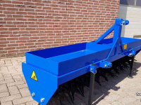 Aérateur de gazon  GLB 180 Gazonbeluchter