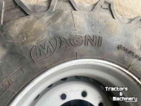 Roues, Pneus, Jantes, Barillets Jumelage Magni 445/65R22.5