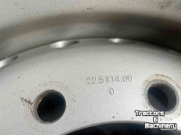 Roues, Pneus, Jantes, Barillets Jumelage Magni 445/65R22.5