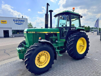 Tracteur John Deere 4050 4WD