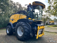 Ensileuse automotrice New Holland FR 920