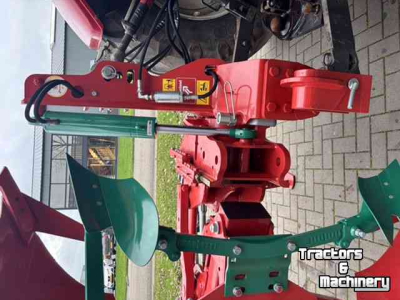 Charrues Kverneland LB 100-300-5 variomat