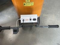 Distributeur de paille pour des logettes Flingk SE 250 Boxinstrooier 3e wiel