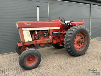 Tracteur International 1066