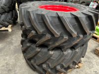 Roues, Pneus, Jantes, Barillets Jumelage  Trellborg 540/65R28 op velg 8 gats