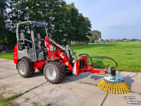 Désherbeuse à brosse rotative Kemp OKB onkruidborstel hydraulisch zwenkbaar