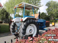 Tracteur Ford 5600 met stuurbekrachtiging