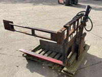 Autres matériel et accessoires de transport et industriels  Kantelaar  FEM 2 Heftruck / shovel etc.
