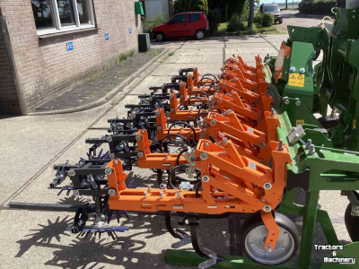 Bineuse Amazone schoffelmachine