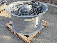 Système de ventilation d‘entrepot  Ventilator met schakelkast