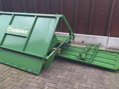 Autochargeuse Krone AX