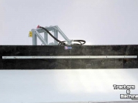 Rabot caoutchouc Qmac Modulo rabot caoutchouc pour neige 180cm avec montage Schaffer