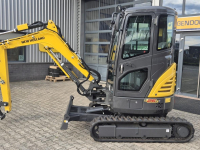 Mini pelleteuse New Holland E26C