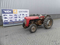 Tracteurs anciens Massey Ferguson FE35 Tractor