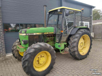 Tracteur John Deere 2250