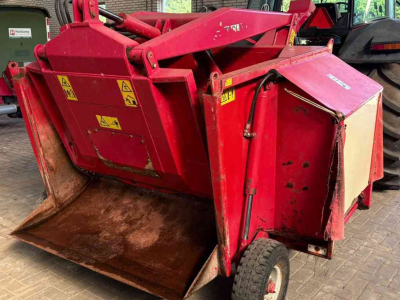 Mélangeuse distributrice autocharg. Trioliet UKW 3500