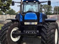 Tracteur New Holland TM155 PC 40Kmh. met kruip en Airco