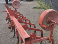 Cultivateur  310