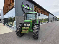 Tracteur John Deere 6400