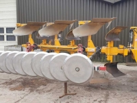 Charrues Panter Diepploeg 3 schaar wentel +/- 40 cm diep