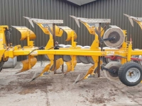 Charrues Panter Diepploeg 3 schaar wentel +/- 40 cm diep