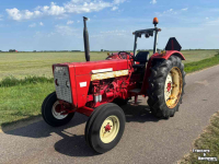 Tracteur International 624