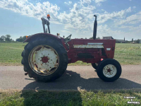 Tracteur International 624