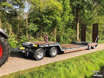 Semi-remorque surbaissé  Twente Trailer Kuip Dieplader