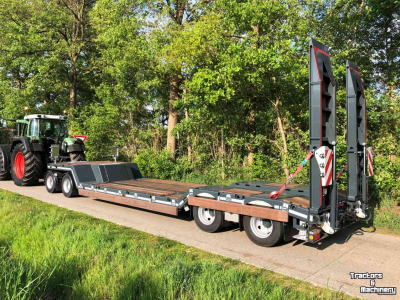 Semi-remorque surbaissé  Twente Trailer Kuip Dieplader