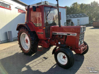 Tracteur International 845XL