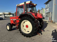 Tracteur International 845XL