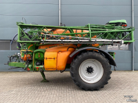 Pulvérisateur porté Amazone UX 5200 